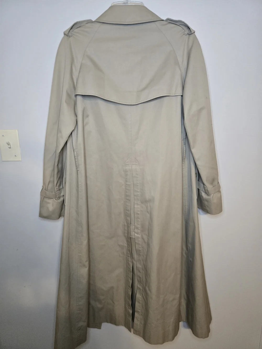 Sold! Vintage 1980 Burberry's Beige Classic Trench Coat Womens Size 12 Long - Picture 3 of 9